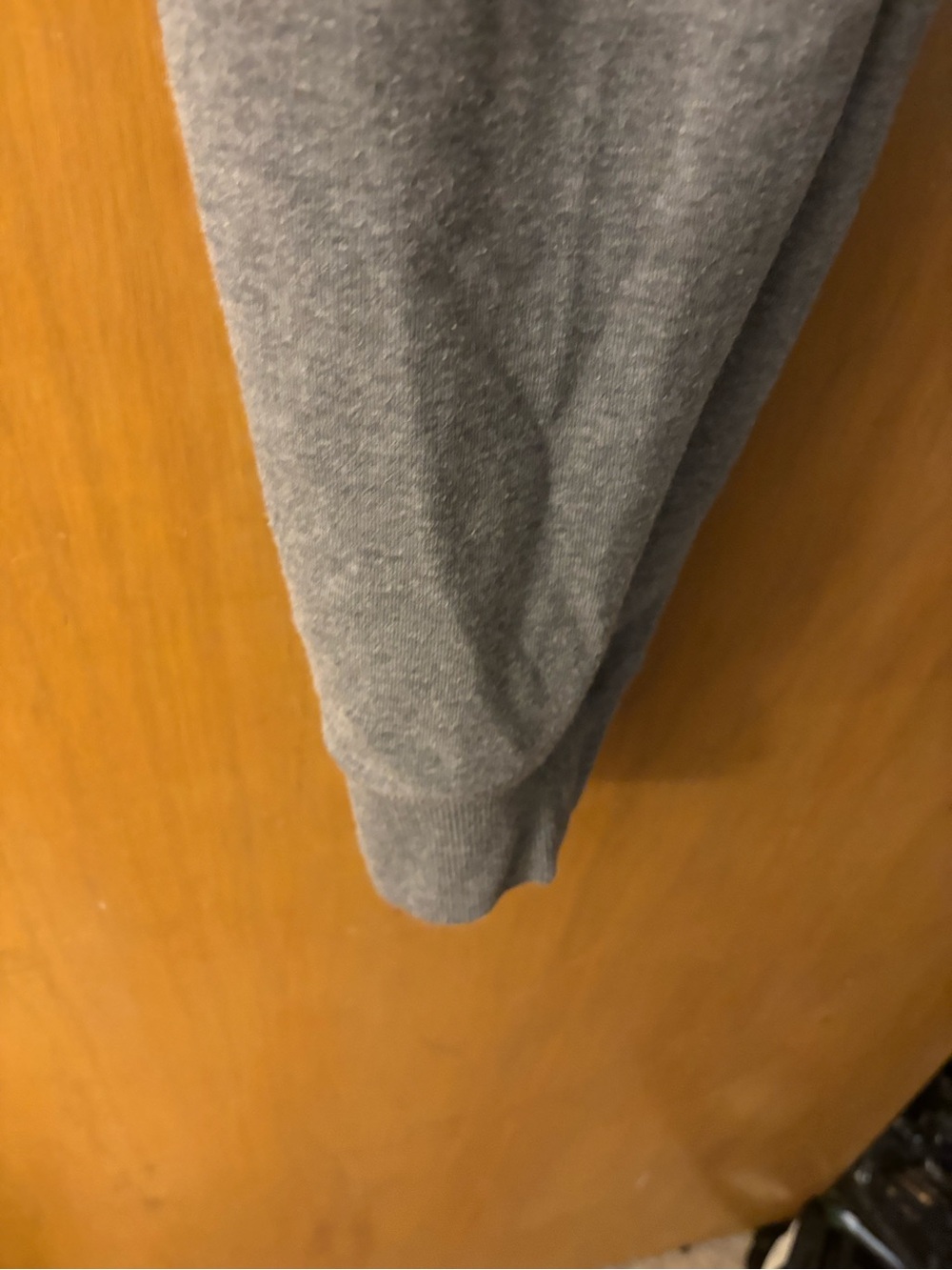 O'Neil Gray Jogger Sweatpants - Picture 3 of 4